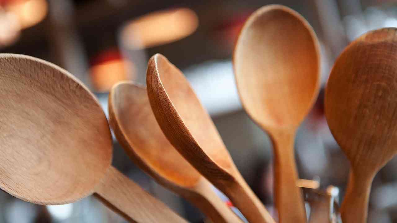Mestoli in legno come pulirli - RicettaSprint