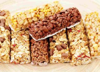 Delle barrette ai cereali di vario tipo