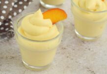 L’estate nel cucchiaio: mousse all’albicocca con pochi ingredienti ma tanta leggerezza e freschezza imbattibile Mousse all'albicocca