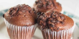 Muffin al cioccolato in friggitrice ad aria