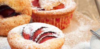 Muffin alle prugne e confettura - Ricettasprint