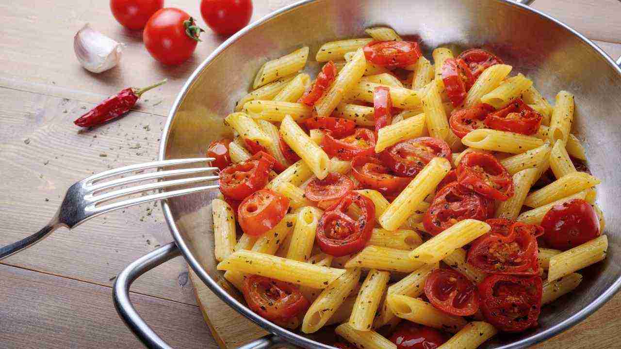 Pasta aglio olio e peperoncino della nonna - RicettaSprint