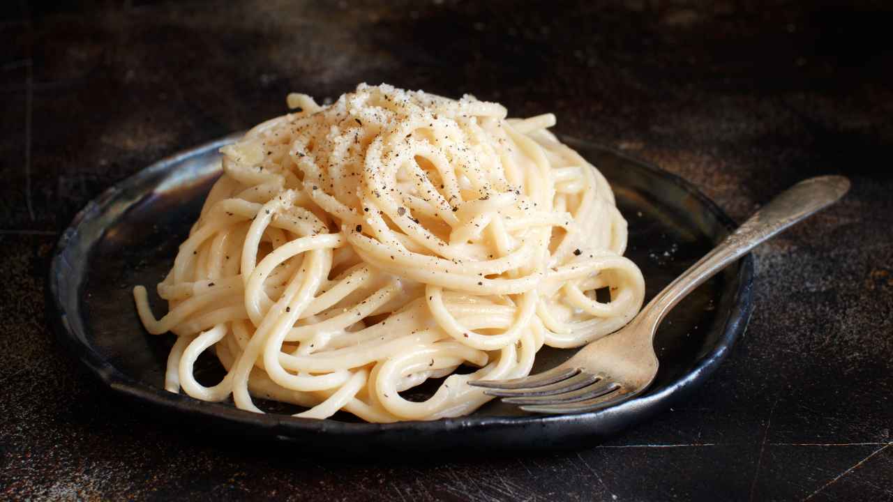 Pasta al formaggio facile - RicettaSprint