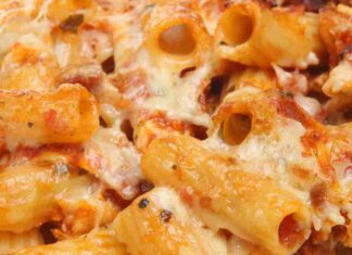 Pasta al forno con la peperonata