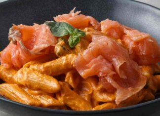 Pennette alla crema di salmone