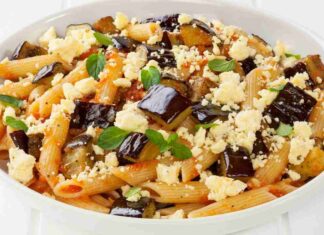 Pennette con melanzane e feta
