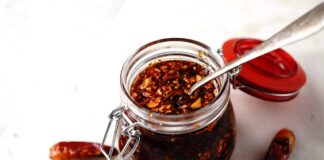 Peperoncino tritato sott'olio - Ricettasprint.it