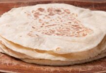 Piadina fatta in casa senza strutto - Ricettasprint.it