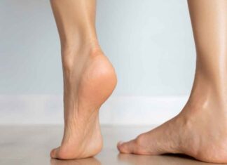 Piedi pesanti e gonfi cosa fare - RicettaSprint