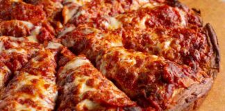 Pizza di pane in padella - Ricettasprint.it