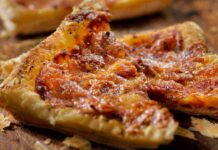 Pizza veloce senza lievito - RicettaSprint