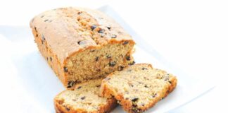 Plum cake cocco e noci