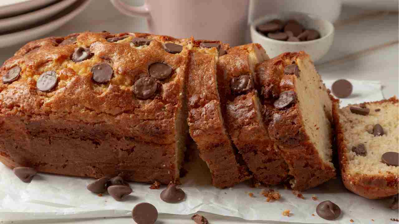 Plumcake arancia e gocce di cioccolato - Ricettasprint.it