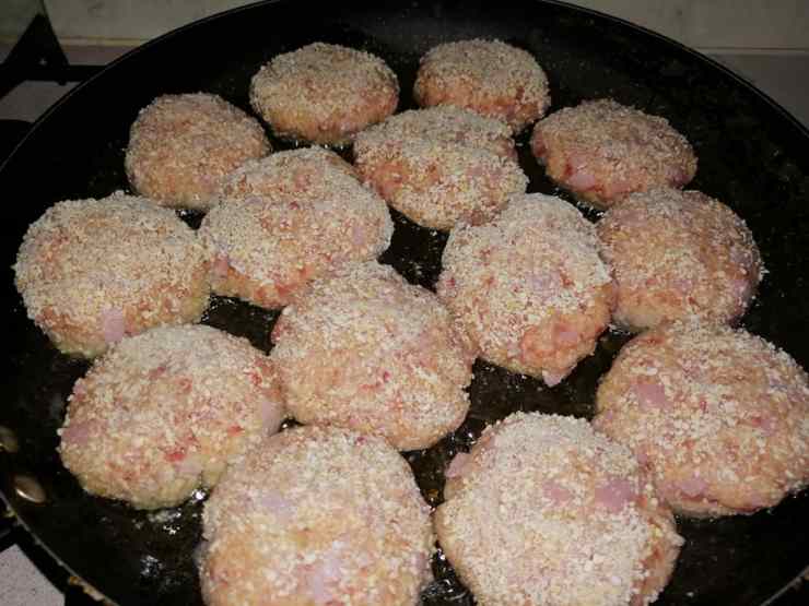 Polpette di pasta avanzata - Ricettasprint.it
