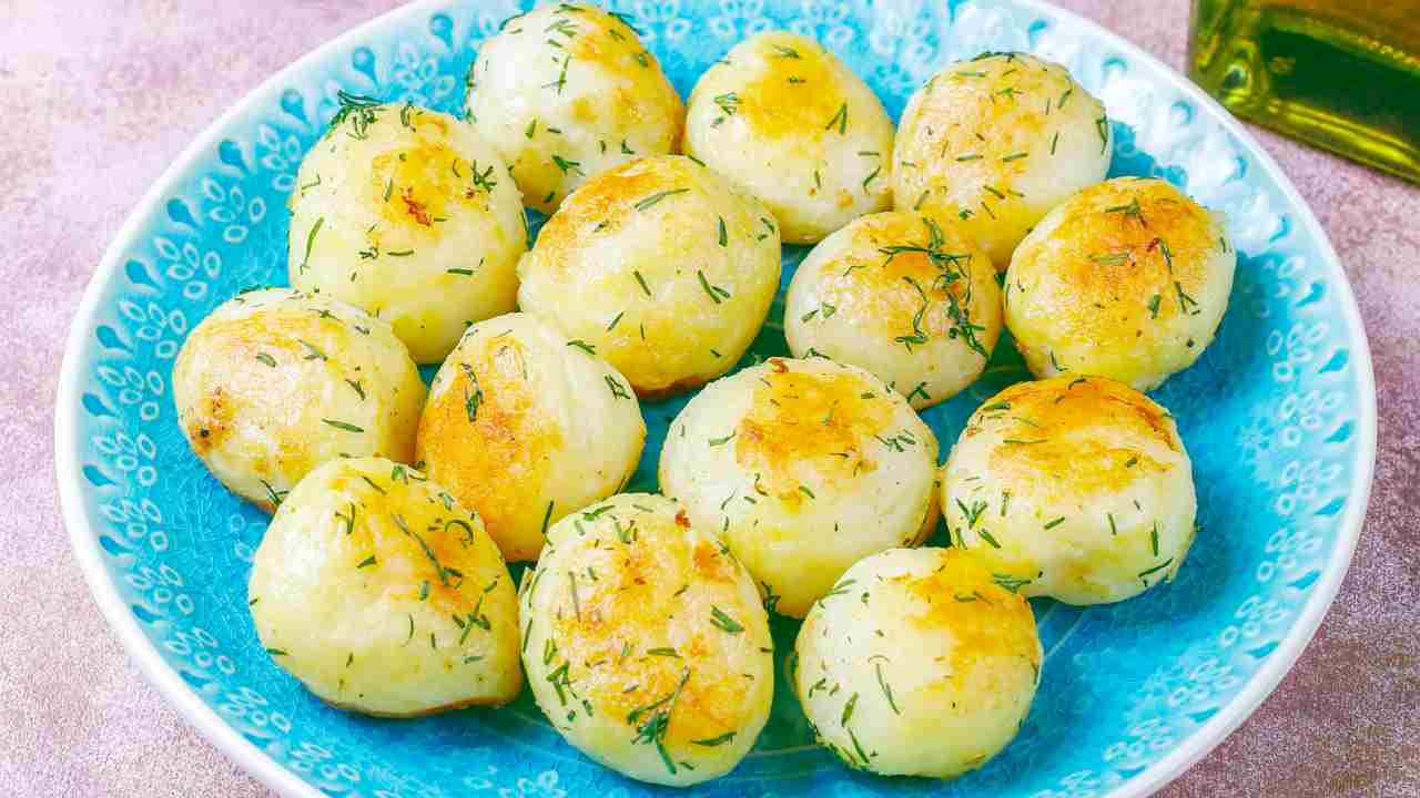 Polpettine di patate e formaggio 08092025 ricettasprint.it