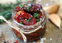 Pomodori sott'olio