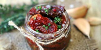 Pomodori sott'olio