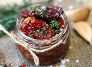 Pomodori sott'olio