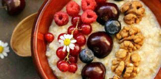 Porridge alla frutta - Ricettasprint.it