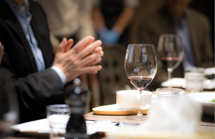 Un momento insieme a tavola