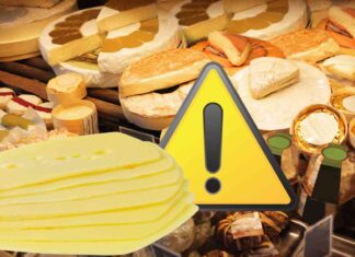 Un reparto formaggi e dell'Emmental in primo piano