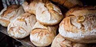 Riscaldare il pane ecco come fare - RicettaSprint