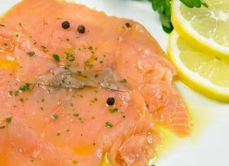 Salmone marinato al limone