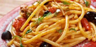 Spaghetti alla puttanesca con il tonno 16082025 ricettasprint.it