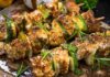 Spiedini di pollo speziati