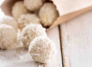 Tartufini al cocco - RicettaSprint