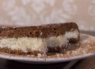 Torta Bounty super leggera - RicettaSprint