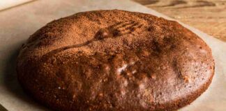 Torta acqua e cacao in padella