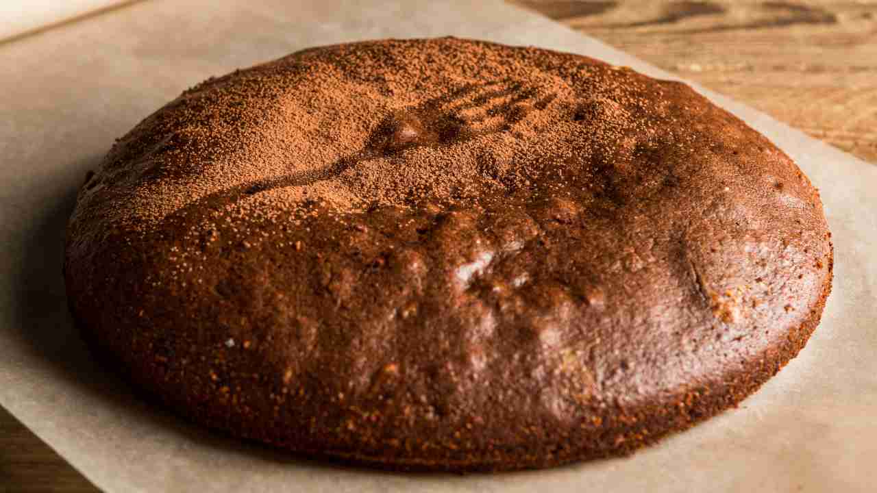 Torta acqua e cacao in padella