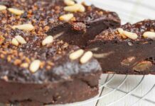 Torta al cioccolato e pane raffermo - Ricettasprint.it