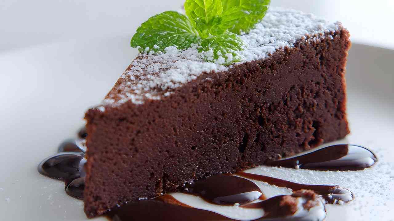 Torta di pere e cioccolato senza farina e zucchero