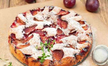 Torta rovesciata alle prugne -Ricettasprint.it