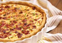 Torta salata con porri salumi formaggi