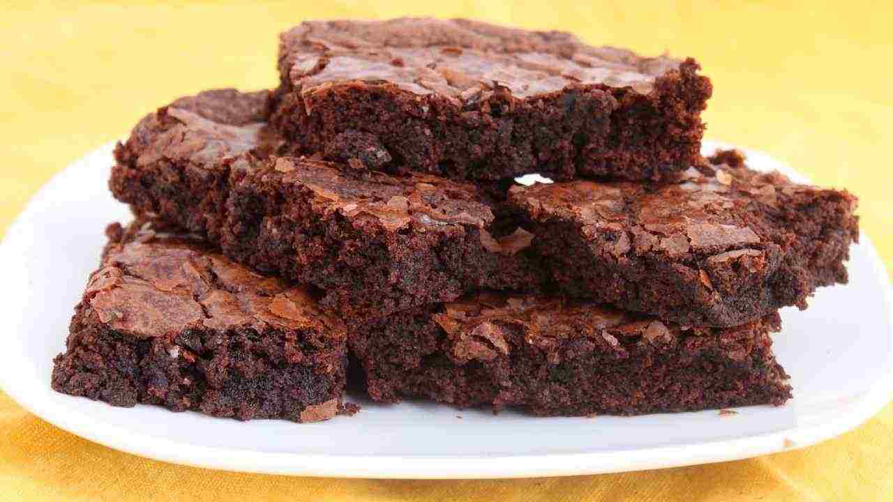 Tortino al cioccolato con 2 ingredienti - RicettaSprint