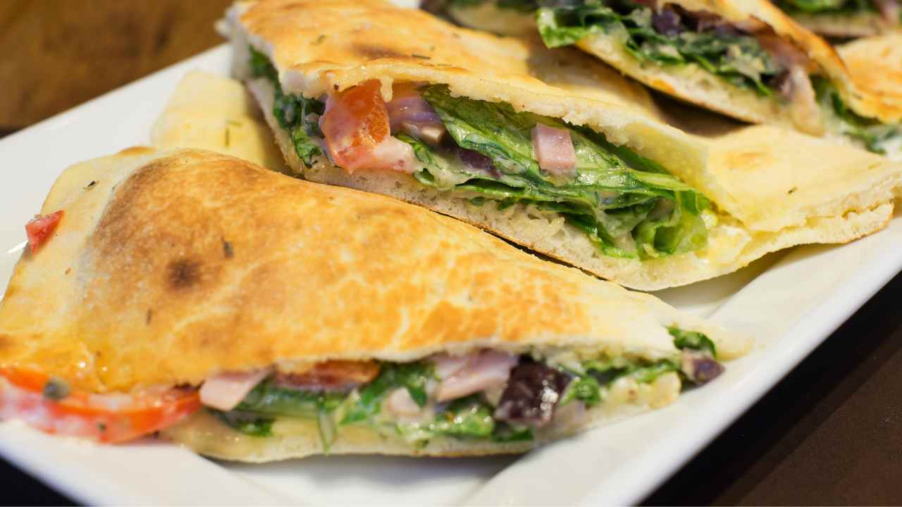 Tramezzini pizza con verdure - Ricettasprint.it