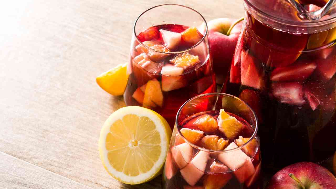 Vino percoca veloce per aperitivo - RicettaSprint