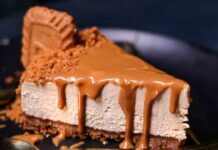 Affondi il cucchiaino in questa cheesecake e tutto profuma di caramello: chi ama il biscotto Lotus non riuscirà più a farne a meno cheesecake lotus ricettasprint