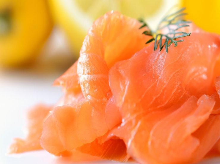 Cornetti ripieni di salmone - Ricettasprint.it