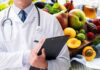Frutta estiva ed un medico