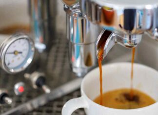 Macchinetta del caffè in tilt - RicettaSprint