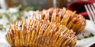 Patate hasselback con speck e provola - Ricettasprint.it