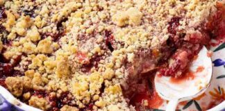 Sbriciolata con frutta fresca