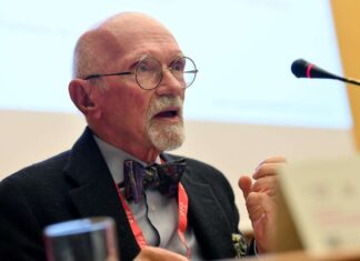 Il professor Franco Berrino in conferenza