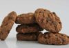 Biscotti al cioccolato e nocciole - Ricettasprint.it