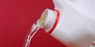 A saperlo prima avrei usato la candeggina delicata, ormai è diventata la mia alleata in tutta casa Candeggina delicata come usarla - Ricettasprint.it