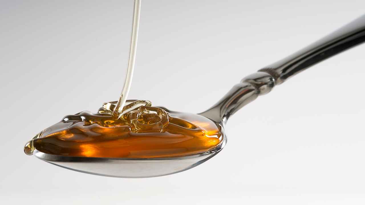 Cucchiaino di miele fatale per un bambino - RicettaSprint